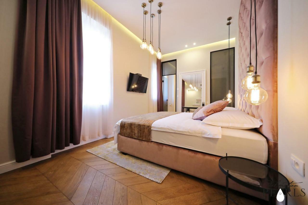 Three Pearls Deluxe Rooms & Studios Задар Екстер'єр фото