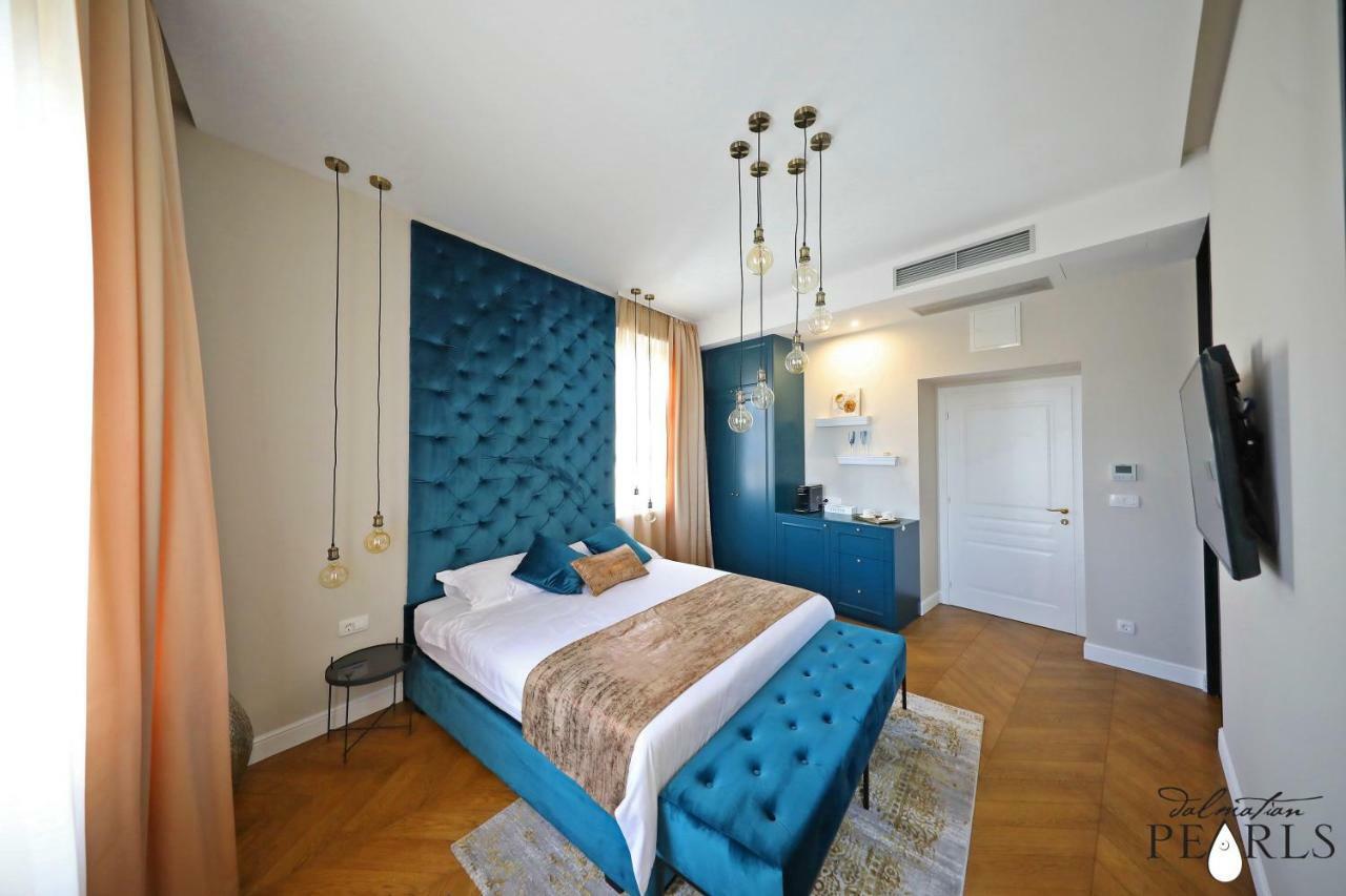 Three Pearls Deluxe Rooms & Studios Задар Екстер'єр фото